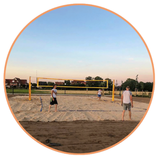 eigene Beach-Volleyball-Anlage auf Tiemann&#8217;s Hof